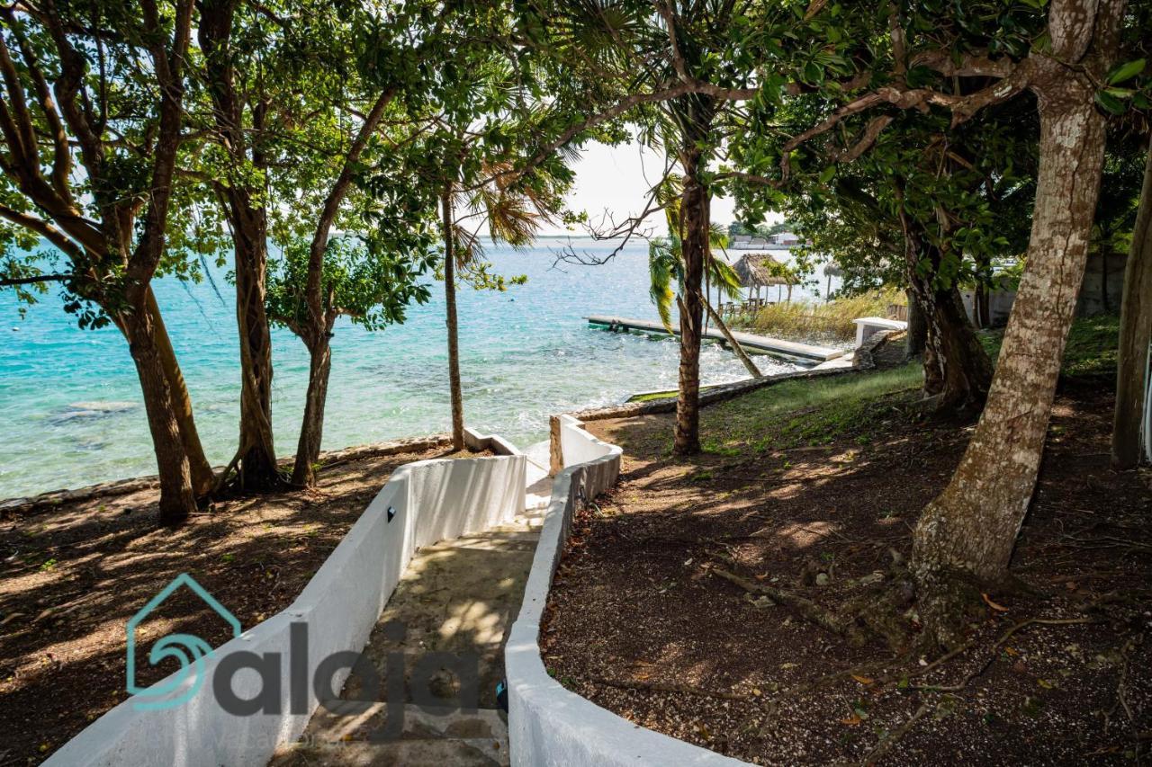 Villa Xtohil With Private Access To The Magic 7 Colors Lagoon บากาลาร์ ภายนอก รูปภาพ