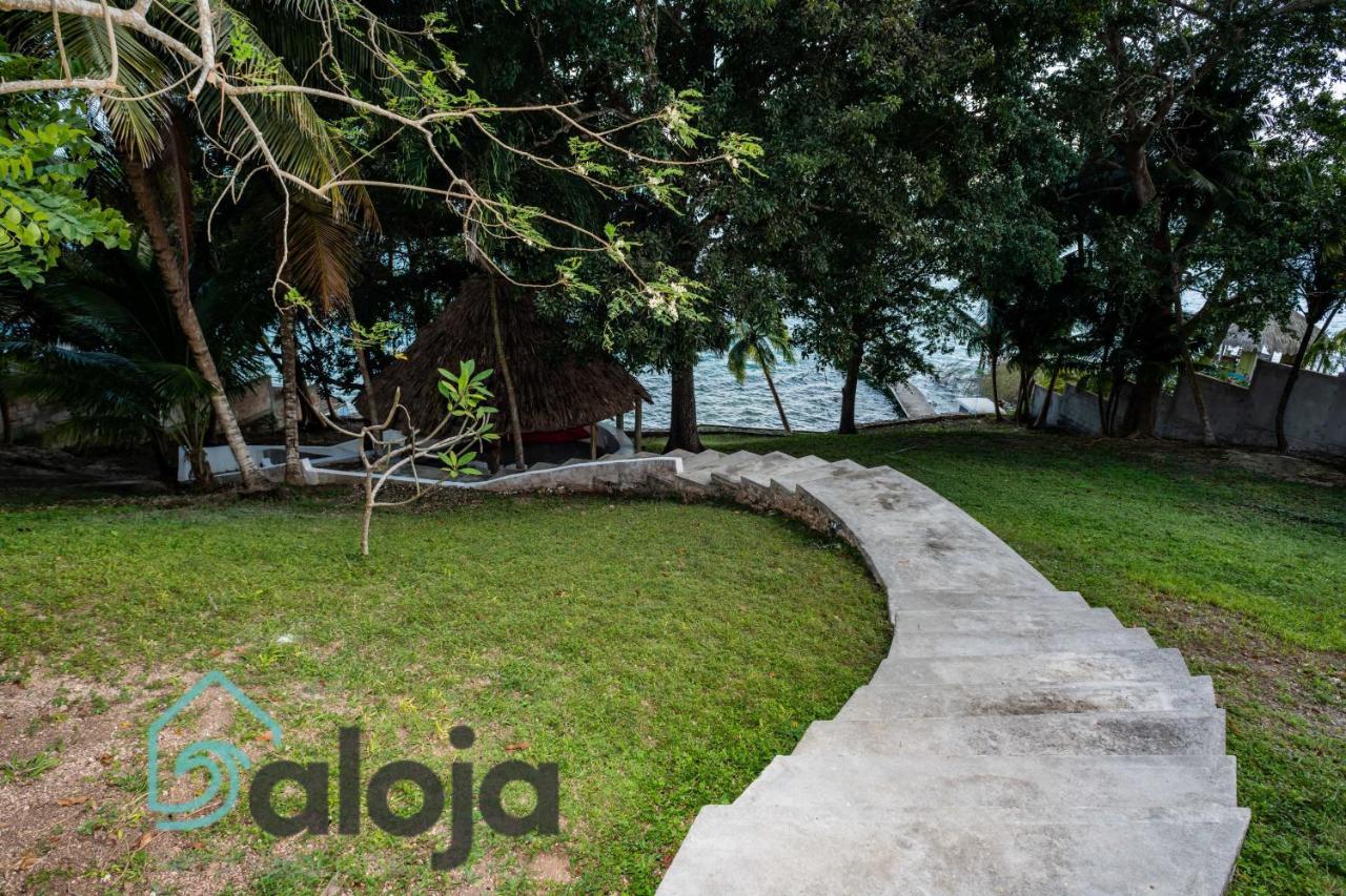 Villa Xtohil With Private Access To The Magic 7 Colors Lagoon บากาลาร์ ภายนอก รูปภาพ