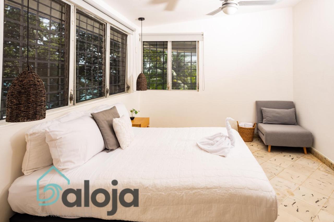 Villa Xtohil With Private Access To The Magic 7 Colors Lagoon บากาลาร์ ภายนอก รูปภาพ